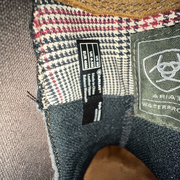 Wexford Brogue Waterproof Chelsea Boot - Picture 5 of 5